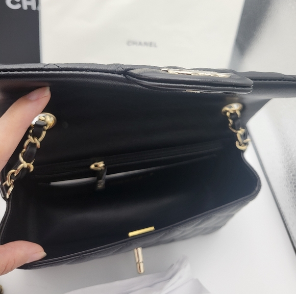 Brand new authentic Chanel classic mini flap. - Picture 7 of 16